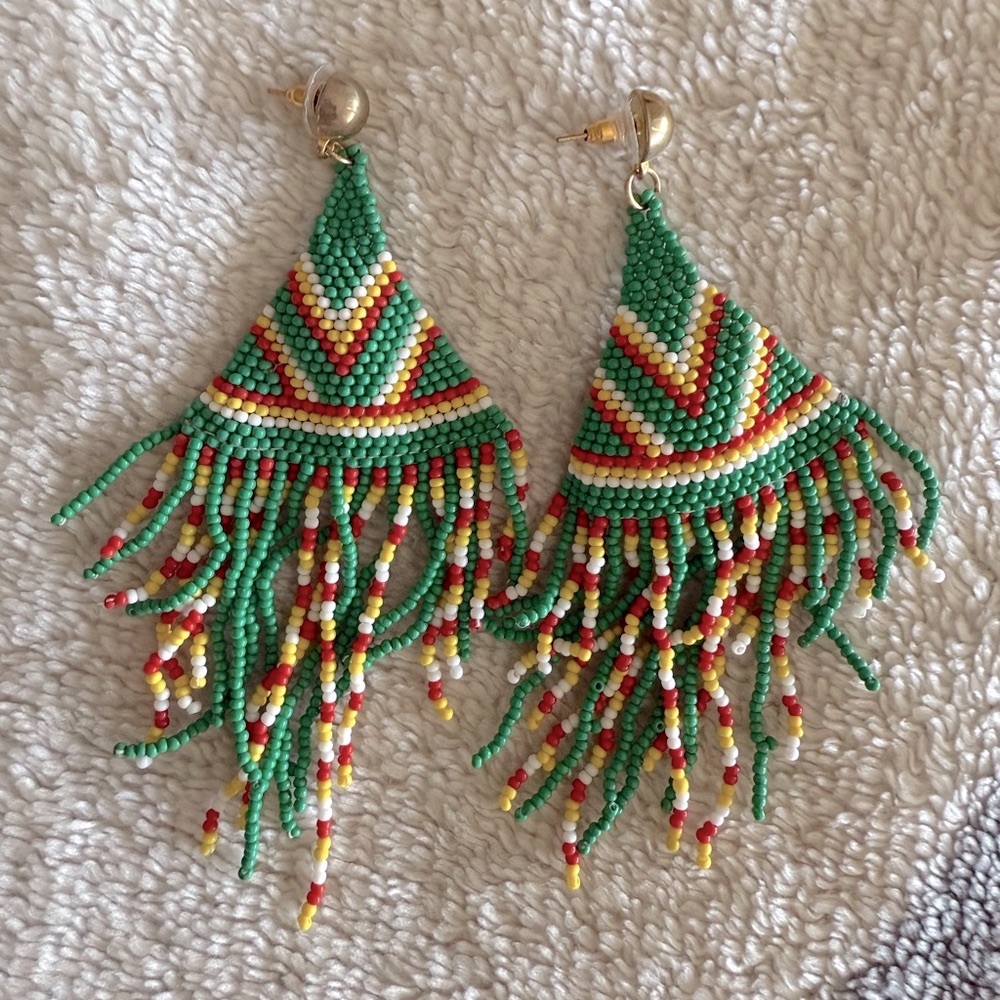 Green Seed Bead Dangles - Picture 1 of 2